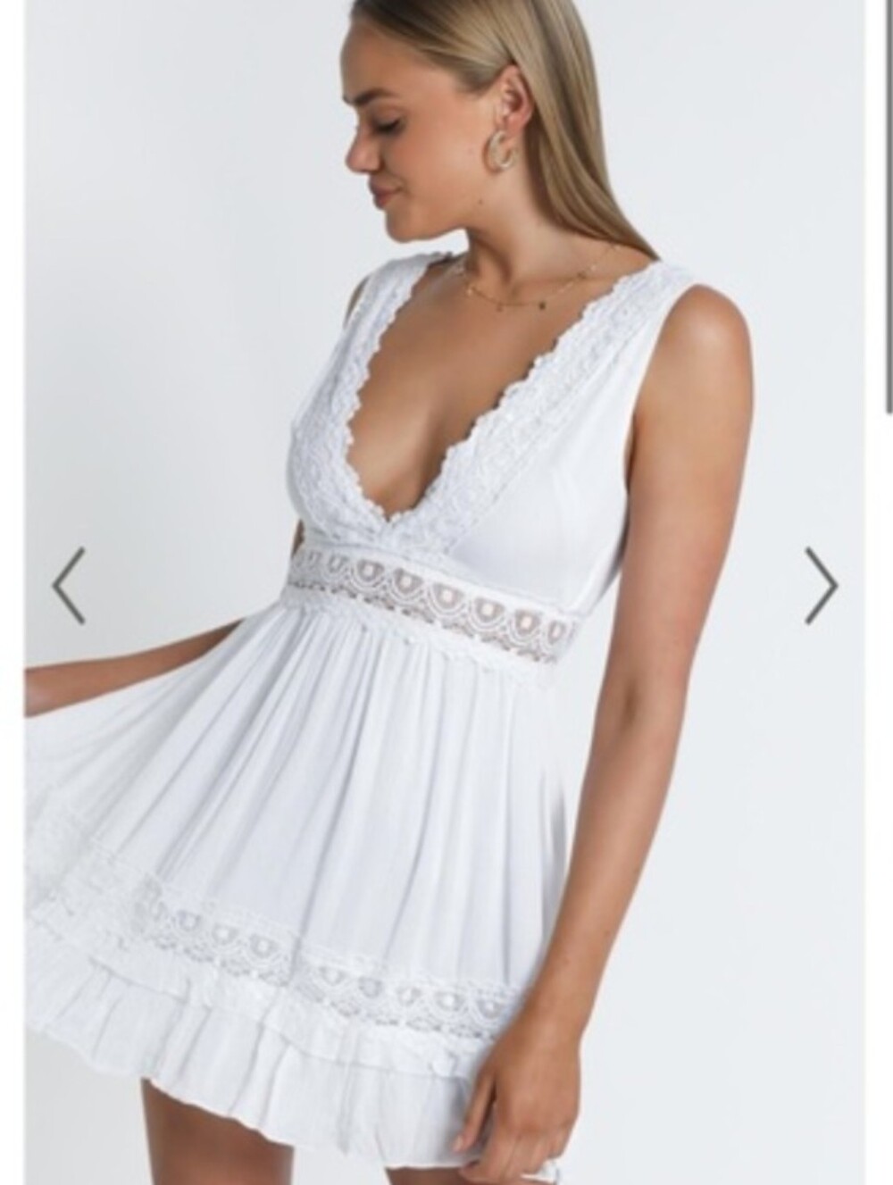 Showpo Flirty Flowy White Lace Crochet Trim V-Neck Babydoll Mini Dress Size 4